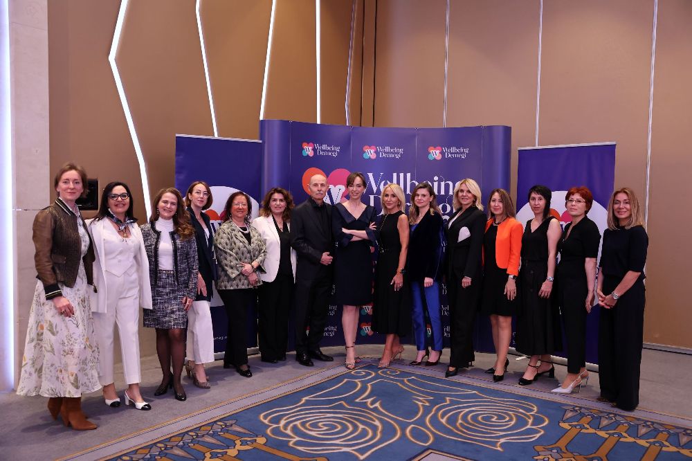 4th Wellbeing Conference Ebru Şinik and Participants